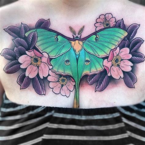 45 Amazing Luna Moth Tattoo Ideas